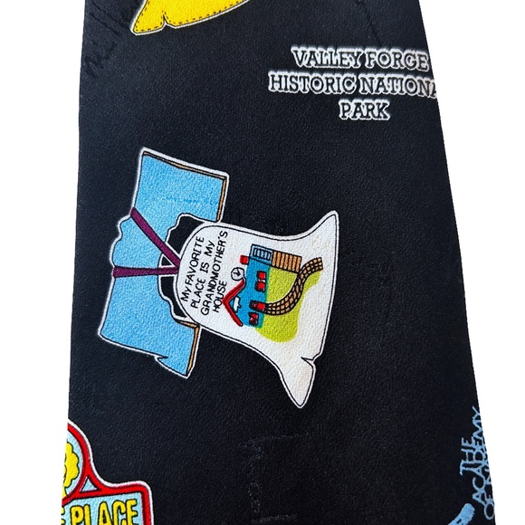 Nicole Miller Necktie Tie 100% Silk Hand Sewn Novelty Graphics City Philadelphia - Picture 7 of 12